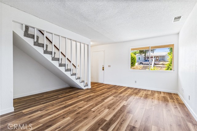 Detail Gallery Image 4 of 29 For 2030 Pine St, Paso Robles,  CA 93446 - 2 Beds | 1/1 Baths