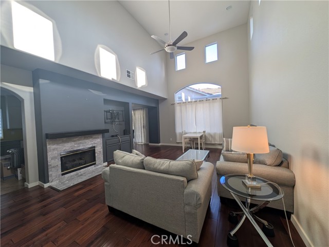 Detail Gallery Image 2 of 18 For 30802 Bayonne Ct, Westlake Village,  CA 91362 - 3 Beds | 2/1 Baths