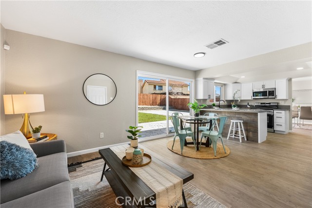 Detail Gallery Image 28 of 62 For 37634 Duffel St, Palmdale,  CA 93552 - 4 Beds | 3 Baths