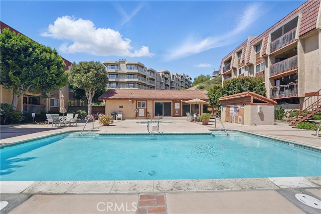 Detail Gallery Image 26 of 27 For 2101 E 21st St #310,  Signal Hill,  CA 90755 - 2 Beds | 2 Baths