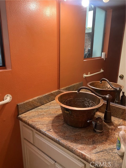 727 Westfield Court photo 4