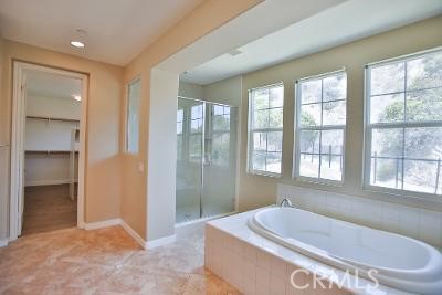 3867 Elderberry Circle, Corona CA: https://media.crmls.org/medias/7c04a3dd-65d5-42bc-b3f3-c539e7856944.jpg