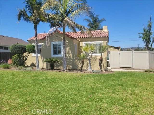 821 E Erna Ave, La Habra, CA 90631