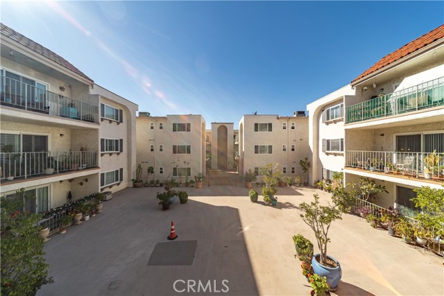 Detail Gallery Image 29 of 33 For 1344 5th St #16,  Glendale,  CA 91201 - 3 Beds | 2 Baths
