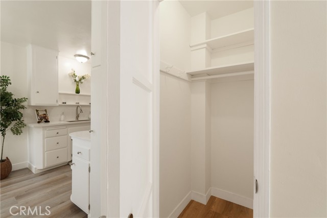 Detail Gallery Image 15 of 34 For 102 Lime Ave #6,  Long Beach,  CA 90802 - 1 Beds | 1 Baths