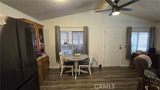 Detail Gallery Image 8 of 30 For 9 Casa Grande Dr, Red Bluff,  CA 96080 - 2 Beds | 2 Baths