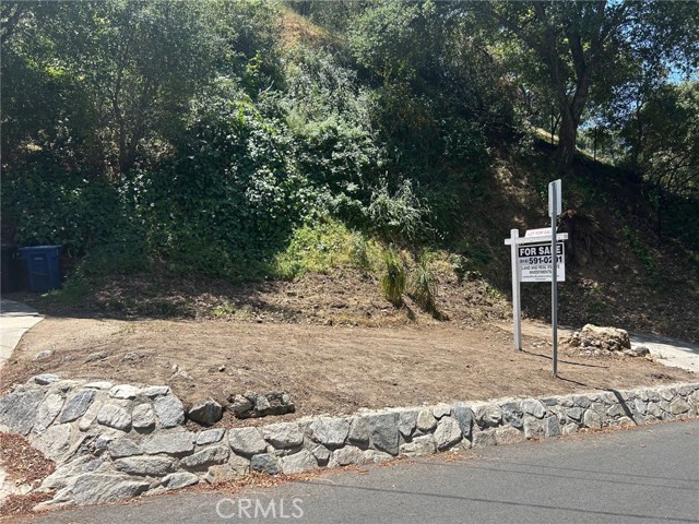 Detail Gallery Image 1 of 2 For 660 Country Club Dr, Burbank,  CA 91501 - – Beds | – Baths