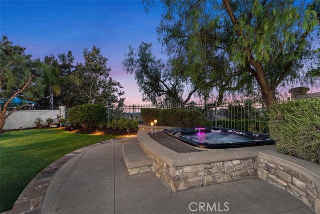 13 Mariposa, Rancho Santa Margarita CA: https://media.crmls.org/medias/7c076898-7fd6-4d21-b676-9cc8c882e392.jpg