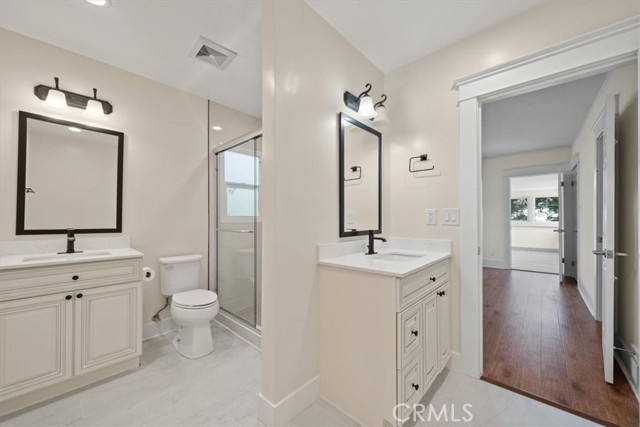 268 S Norton Avenue, Los Angeles CA: https://media.crmls.org/medias/7c07ac90-a167-4506-b00d-c6061d826b82.jpg