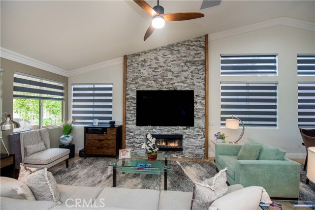 1151 Paseo Tasco Circle, Corona CA: https://media.crmls.org/medias/7c07bb1e-281f-48a3-baf9-7b4c1d18cd20.jpg