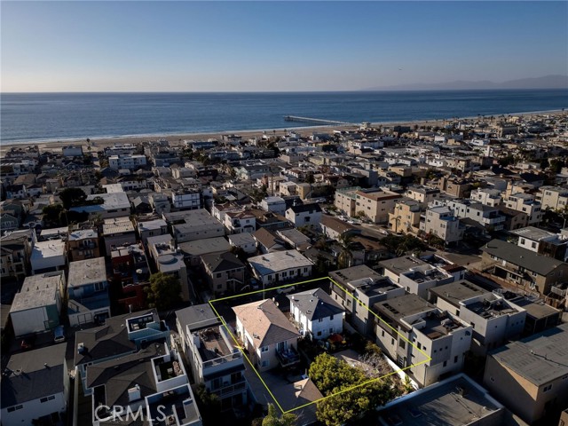 722 Loma Drive, Hermosa Beach, California 90254, ,Residential Income,For Sale,Loma,SB25018024