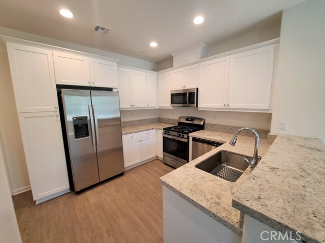 41978 Ornella, Murrieta CA: https://media.crmls.org/medias/7c082e98-3076-4dd7-92d6-b7a8fe09de6c.jpg