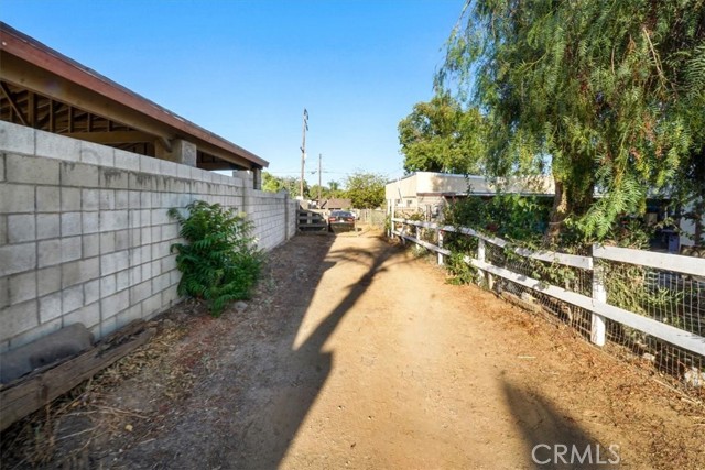 Detail Gallery Image 18 of 27 For 6093 Troth St, Jurupa Valley,  CA 91752 - 3 Beds | 1 Baths