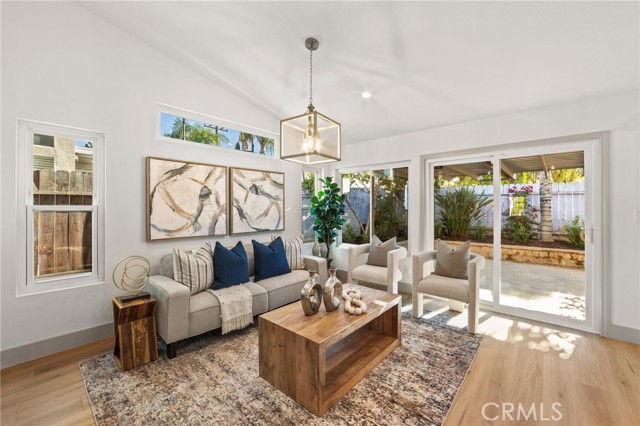 Detail Gallery Image 7 of 33 For 39535 Bainbridge, Murrieta,  CA 92563 - 3 Beds | 2 Baths