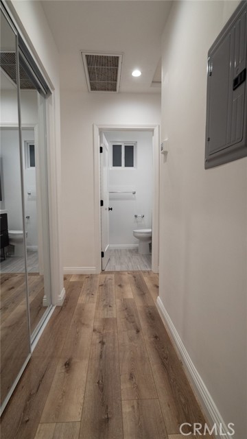 4270 Elenda Street, Culver City CA: https://media.crmls.org/medias/7c08cd3a-b812-4aec-8b3a-0d7fcf611208.jpg