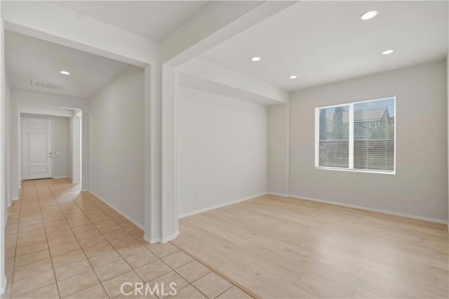 Detail Gallery Image 13 of 42 For 2889 Eureka, San Jacinto,  CA 92582 - 4 Beds | 3 Baths