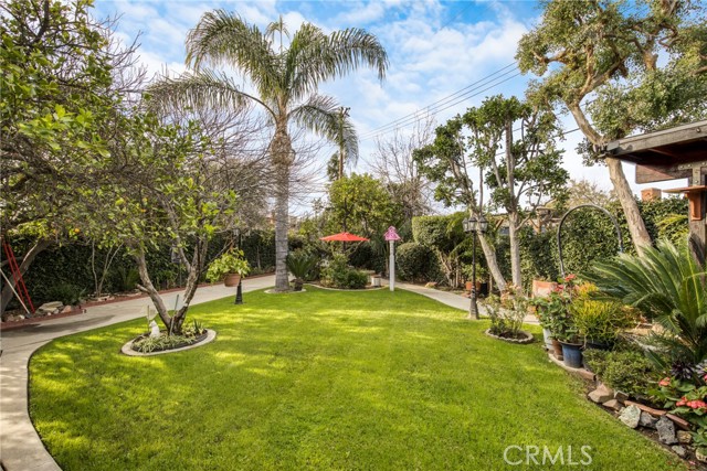 Detail Gallery Image 19 of 20 For 19016 Runnymede, Reseda,  CA 91335 - 3 Beds | 2 Baths