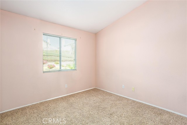 Detail Gallery Image 19 of 54 For 29154 Whitegate Ln, Highland,  CA 92346 - 3 Beds | 2/1 Baths