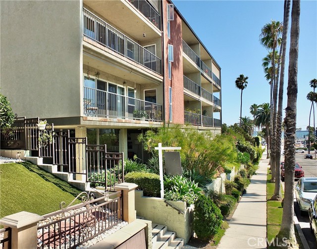 110 Termino Ave #201, Long Beach, CA 90803