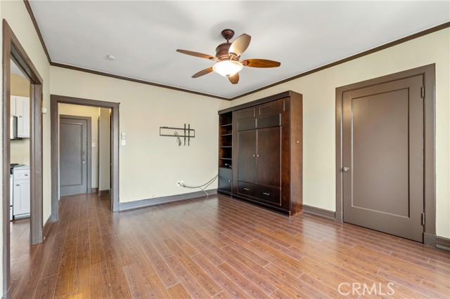 315 W 3rd Street, Long Beach CA: https://media.crmls.org/medias/7c0b3b93-87d1-400d-8c16-3d7ec22bb1d3.jpg