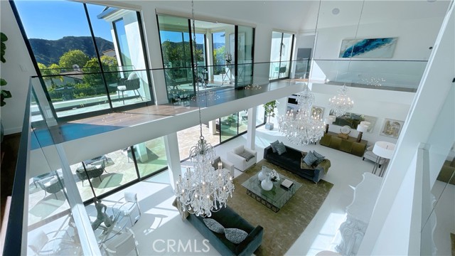 Detail Gallery Image 3 of 40 For 1187 Piedra Morada Dr, Pacific Palisades,  CA 90272 - 6 Beds | 6/1 Baths