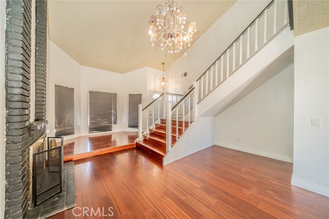 Detail Gallery Image 4 of 41 For 11327 Oakwood Dr, Fontana,  CA 92337 - 3 Beds | 2/1 Baths