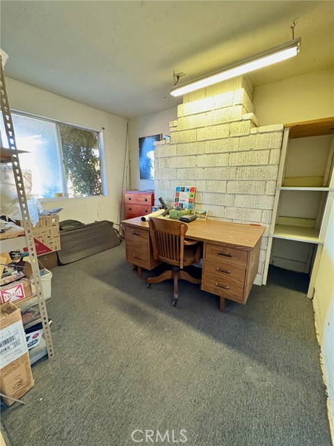 11516 11516 Oakwood Avenue, Hesperia CA: https://media.crmls.org/medias/7c0c2ac6-6ec3-49c0-89b9-218f7d2fd5dd.jpg