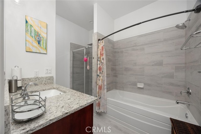 Detail Gallery Image 18 of 27 For 13611 Faringford Ln, Bakersfield,  CA 93311 - 4 Beds | 3 Baths