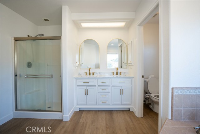 7122 Aster Road, Oak Hills CA: https://media.crmls.org/medias/7c0c8c57-f520-4062-b547-a40f5ec6a659.jpg