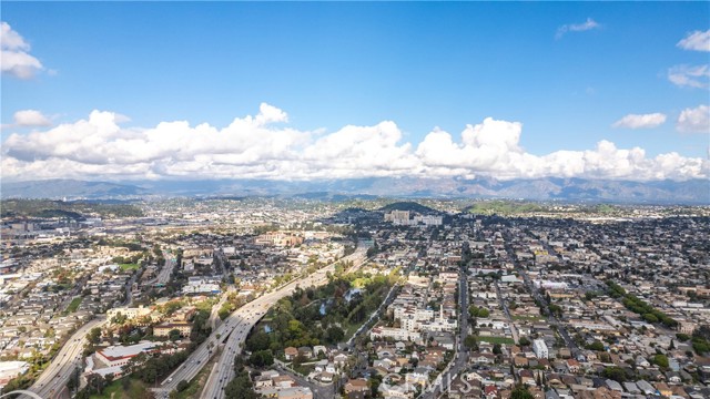 Detail Gallery Image 29 of 31 For 949 Hollins St, Los Angeles,  CA 90023 - 3 Beds | 1 Baths