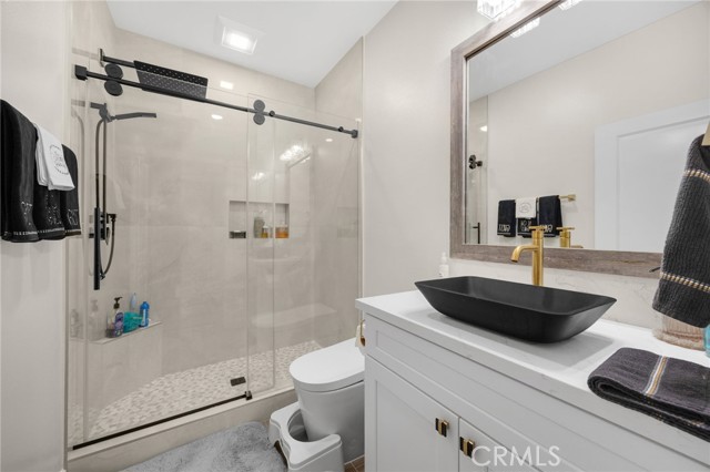 Image 18 of 47 For 78 Melville