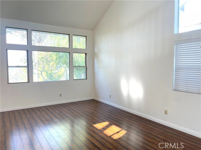 2985 Amber Drive, Corona CA: https://media.crmls.org/medias/7c0d8b70-267c-491a-9324-819aa7fc1623.jpg