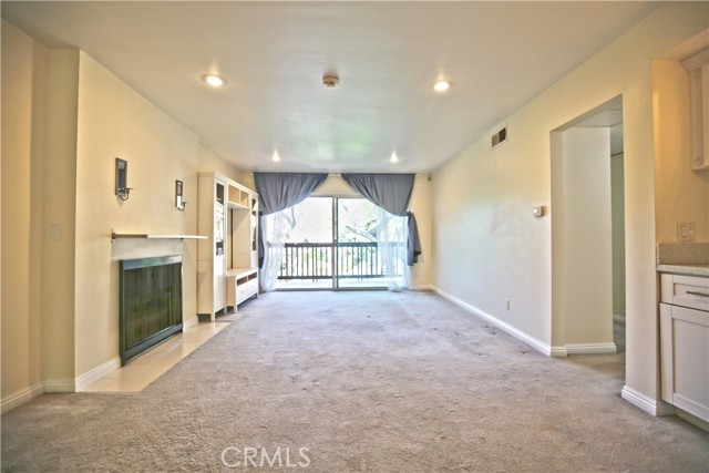 Detail Gallery Image 5 of 26 For 1209 Raintree Cir, Culver City,  CA 90230 - 1 Beds | 1 Baths