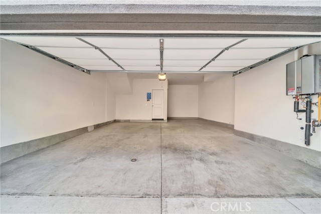 Detail Gallery Image 6 of 8 For 509 Tamarind Way #B,  West Covina,  CA 91791 - 2 Beds | 2/1 Baths