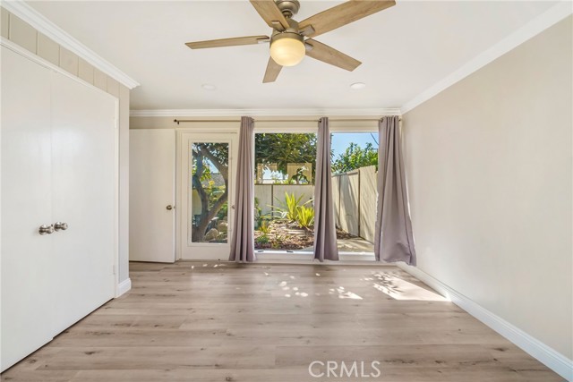 464 LOCUST, Laguna Beach CA: https://media.crmls.org/medias/7c0e58f9-d876-4f5a-8eea-7b4d21f6f507.jpg