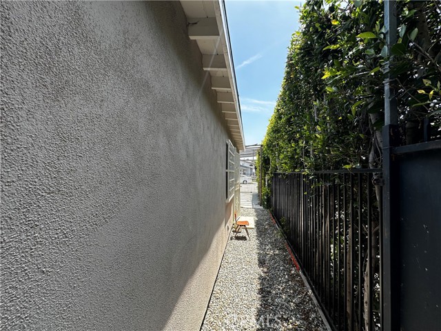 Detail Gallery Image 41 of 42 For 903 W 66th St, Los Angeles,  CA 90044 - 3 Beds | 2 Baths