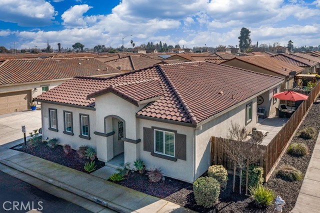 Detail Gallery Image 4 of 38 For 869 Grace Dr, Los Banos,  CA 93635 - 2 Beds | 2 Baths