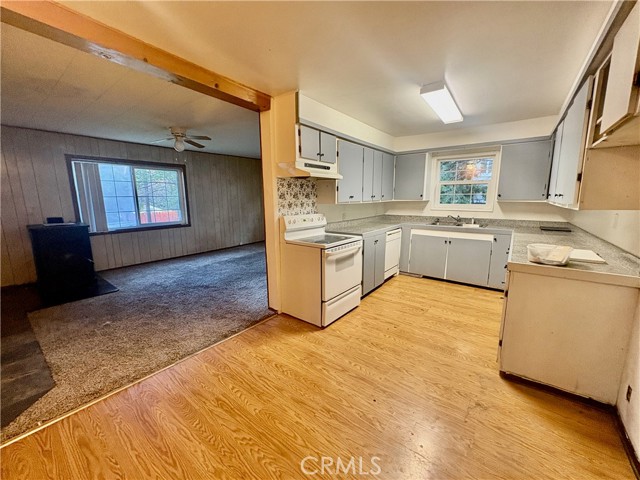 Detail Gallery Image 11 of 15 For 216 College Ave, Weed,  CA 96094 - 2 Beds | 1 Baths