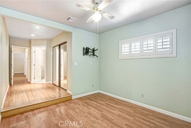 Detail Gallery Image 14 of 17 For 16510 Iris, Fontana,  CA 92335 - 3 Beds | 2 Baths