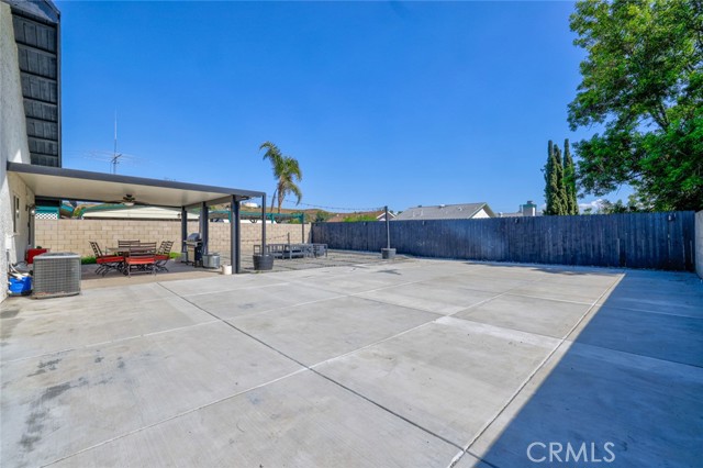 Detail Gallery Image 21 of 24 For 10514 Rouselle Dr, Jurupa Valley,  CA 91752 - 3 Beds | 2 Baths