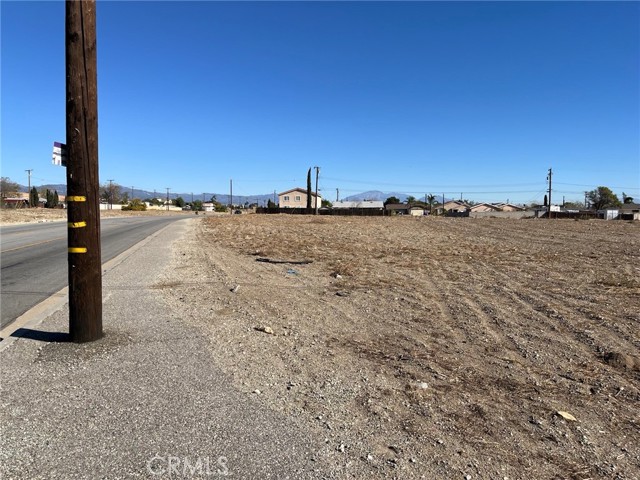 Detail Gallery Image 4 of 6 For 6617 Knox Ave, Fontana,  CA 92336 - – Beds | – Baths