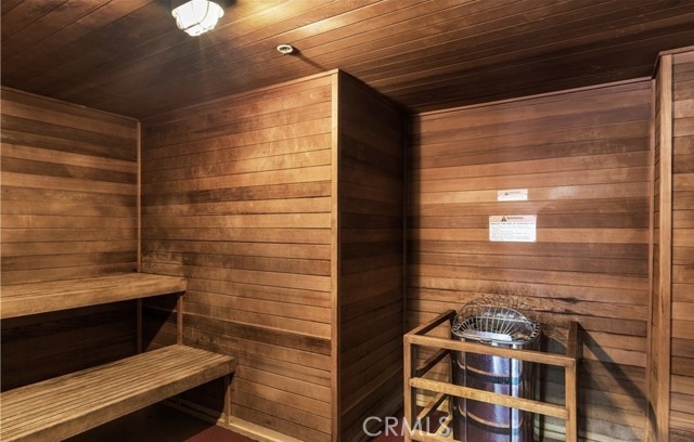 388 E Ocean Boulevard, Long Beach CA: https://media.crmls.org/medias/7c12cbaf-8fd5-4556-a8bb-512061dce027.jpg