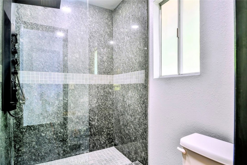 MLS #IV25133674 image #22