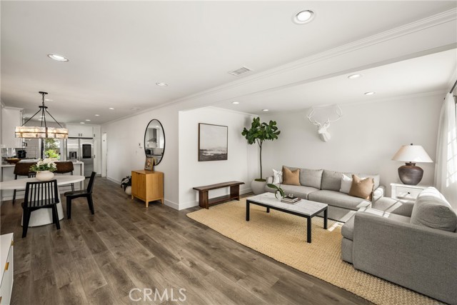 Detail Gallery Image 5 of 50 For 13631 Klondike, Downey,  CA 90242 - 2 Beds | 1 Baths