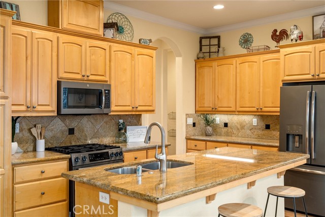 Detail Gallery Image 5 of 73 For 5233 Honey Rock Ct, Oroville,  CA 95966 - 4 Beds | 3/1 Baths