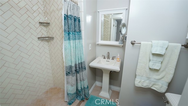 2611 Ruhland Avenue, Redondo Beach, California 90278, 2 Bedrooms Bedrooms, ,2 BathroomsBathrooms,Residential,Sold,Ruhland,PW22119568