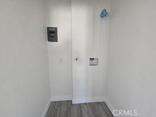 https://media.crmls.org/medias/7c13f1a0-4794-4910-b64e-044fa0fd42ce.jpg?preset=X-Large