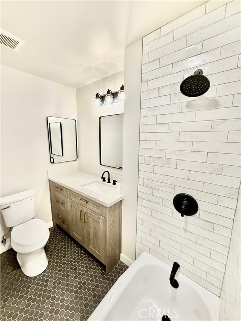 Detail Gallery Image 23 of 27 For 27215 Elias, Saugus,  CA 91350 - 4 Beds | 2 Baths