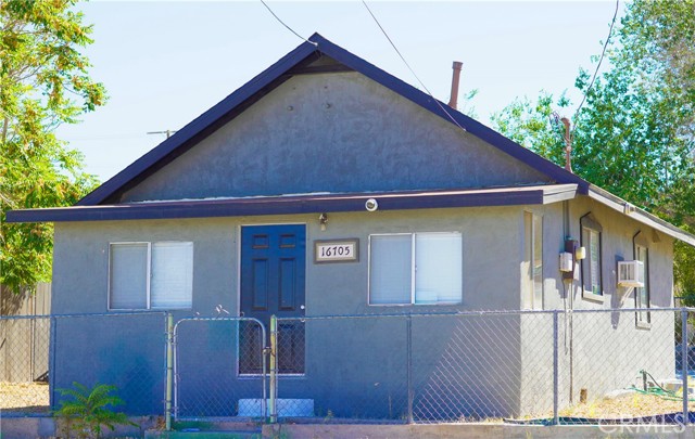 Detail Gallery Image 2 of 15 For 16705 C St, Victorville,  CA 92395 - 2 Beds | 1 Baths