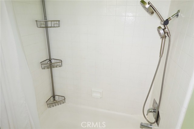 Detail Gallery Image 20 of 39 For 2033 Calle La Sombra #2,  Simi Valley,  CA 93063 - 2 Beds | 1 Baths